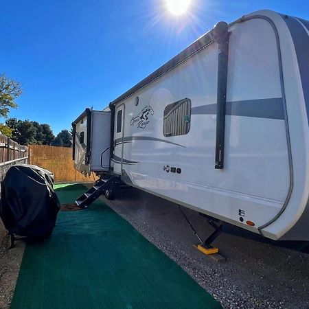 דירות Luxury Glamping Near Idaho Event Center In נמפה מראה חיצוני תמונה