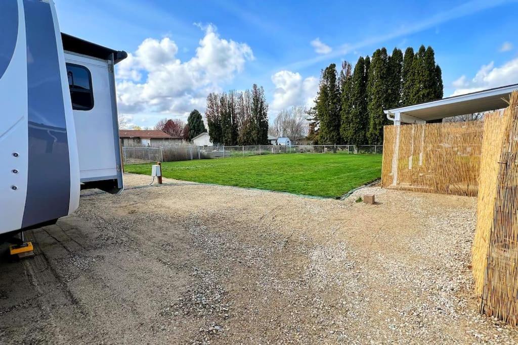 דירות Luxury Glamping Near Idaho Event Center In נמפה מראה חיצוני תמונה