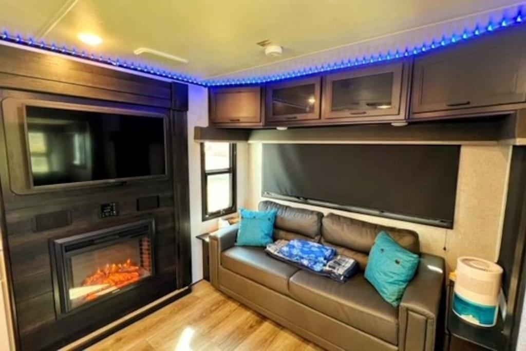 דירות Luxury Glamping Near Idaho Event Center In נמפה מראה חיצוני תמונה