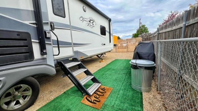 דירות Luxury Glamping Near Idaho Event Center In נמפה מראה חיצוני תמונה